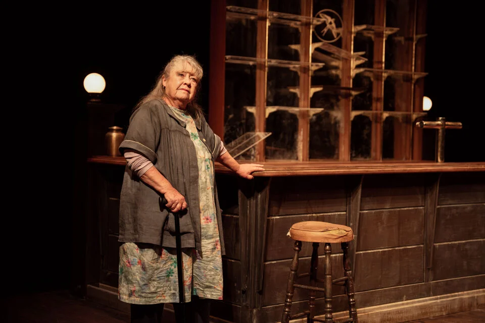 thelarkacm171-photogcameron-grant-parenthesy-jpg.jpg